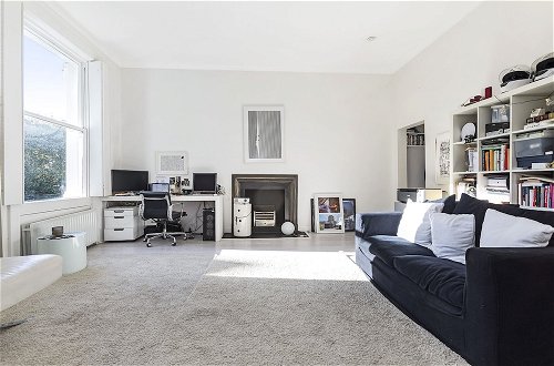 Foto 11 - Well Presented one Bedroom Apartment Located in the Fabulous Notting Hill