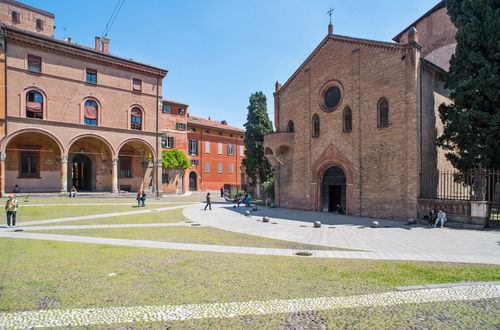 Photo 25 - San Giovanni in Monte Apartment