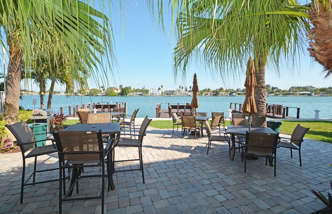 Westwinds Waterfront Resort - Foto 42