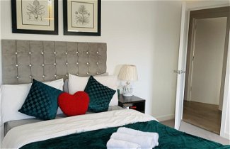 Foto 3 - Charming 3-bed Apartment in London