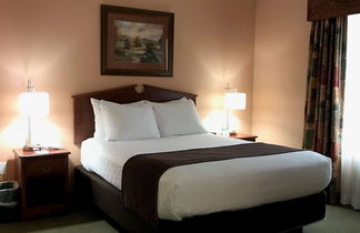 Photo 3 - Grandstay Residential Suites Hotel - Sheboygan