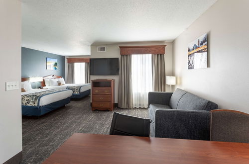 Photo 7 - Grandstay Residential Suites Hotel - Sheboygan