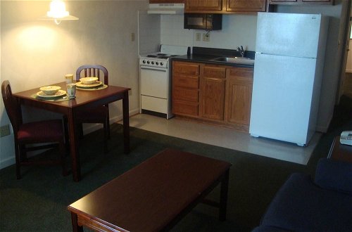 Foto 2 - Affordable Suites Charlottesville