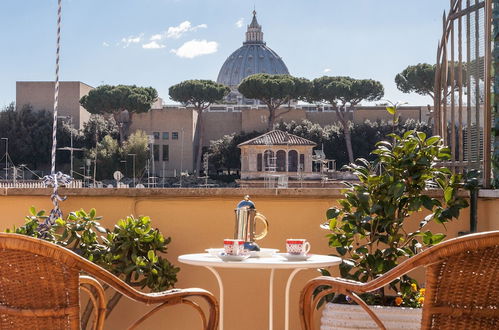 Photo 18 - Rental In Rome Sistina View Terrace Apartment