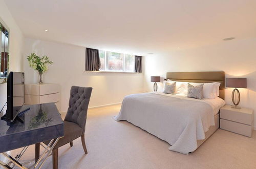 Foto 8 - Modern 2 Bed Flat in the Heart of Kensington