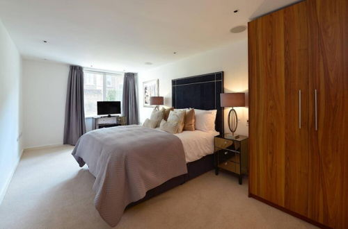 Foto 17 - Modern 2 Bed Flat in the Heart of Kensington