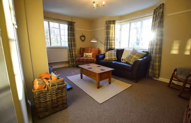 Larch Cottage - Photo 12