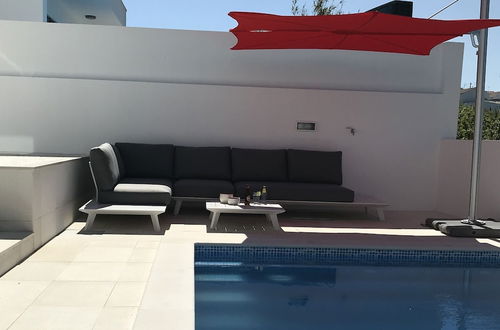 Photo 18 - Comfortable Villa in Coto With Swimming Pool