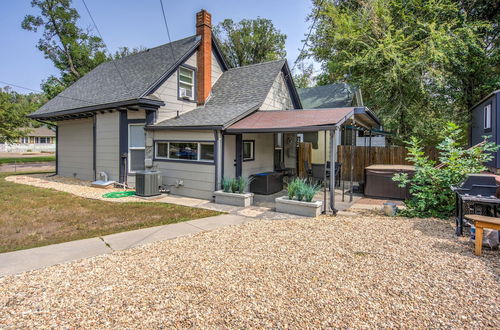 Photo 44 - 3BD Downtown Modern Victorian W/hot Tub, Park & Lake