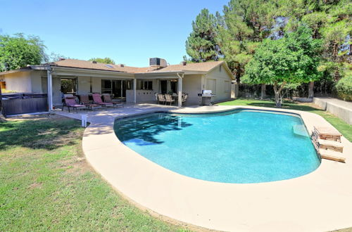 Photo 18 - Just Listed! Kierland Home w Htd Pool and Hot tub