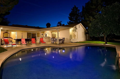 Photo 1 - Just Listed! Kierland Home w Htd Pool and Hot tub