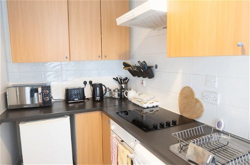 Photo 10 - Sandgate 2-bed Apartment in Ayr Central Location