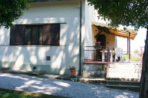 Photo 18 - Wonderful private villa with A/C, WIFI, private pool, TV, veranda, parking, close to Montepulciano