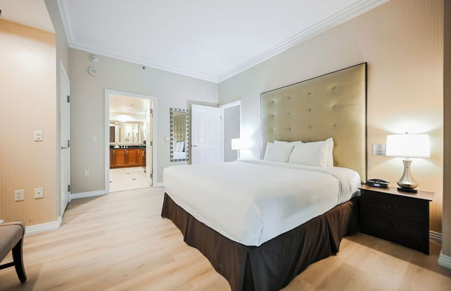 StripViewSuites at Signature - Photo 63