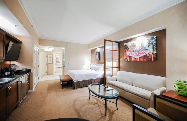 StripViewSuites at Signature - Photo 68