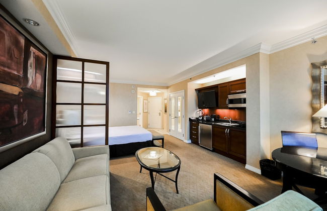 StripViewSuites at Signature - Photo 22