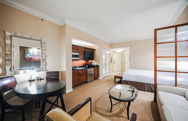 StripViewSuites at Signature - Photo 70