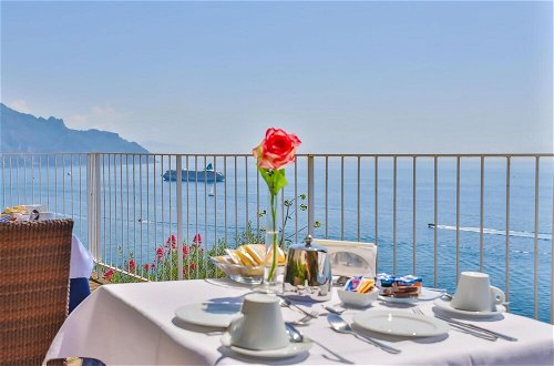 Photo 33 - Luxury Room With sea View in Amalfi ID 3938