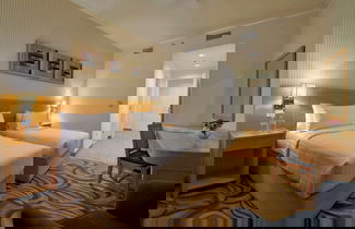 Photo 15 - Oaks Liwa Heights Suites