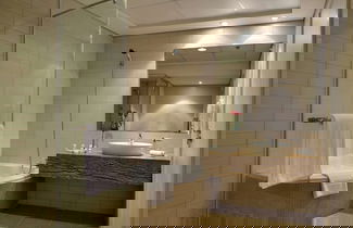 Photo 19 - Oaks Liwa Heights Suites