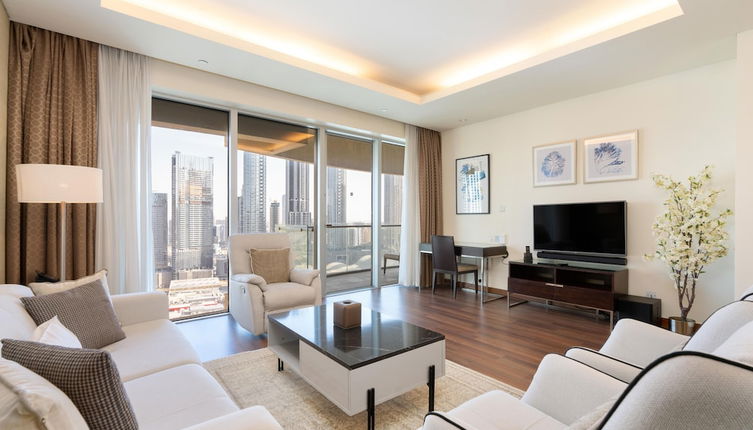 Foto 1 - SuperHost - Glamorous Apt with Terrace Overlooking Skyline I Address Dubai Mall