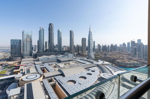 Photo 41 - SuperHost - Glamorous Apt with Terrace Overlooking Skyline I Address Dubai Mall