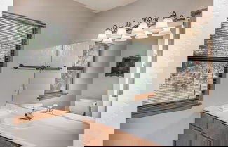 Photo 3 - Riverside House