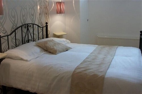 Photo 15 - Crieff Armoury Luxury Self Catering Apartment