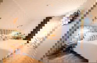 Photo 25 - Aqualuz Lagos by The Editory