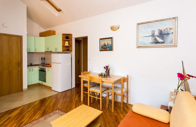 Apartments Miramare & Campara - Photo 33