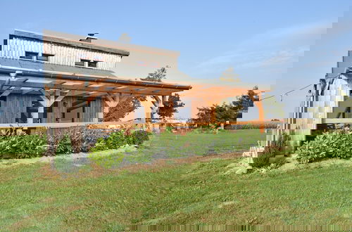 Photo 1 - Bezauberndes Ferienhaus in Ruehn am See