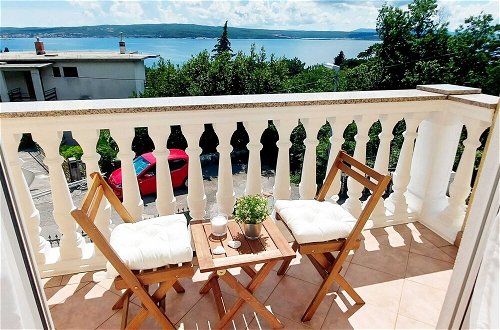 Photo 19 - Luxurious Apartment in Kvarner by Sea