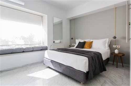 Photo 5 - Lux&Vibrant 2BR Apartment-Philopappou A