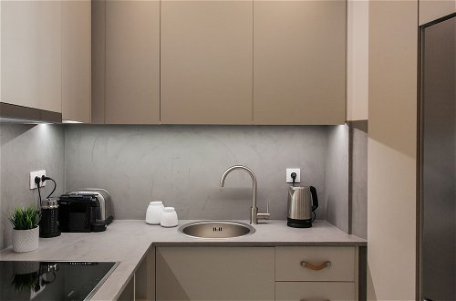 Photo 9 - Lux&Vibrant 2BR Apartment-Philopappou A