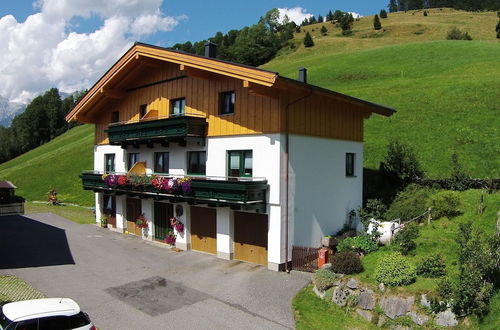 Foto 9 - Modern Holiday Home in Maria Alm Near Ski Area