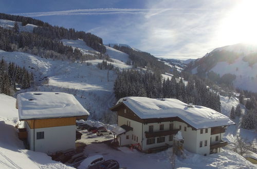 Photo 13 - Modern Holiday Home in Maria Alm Near Ski Area