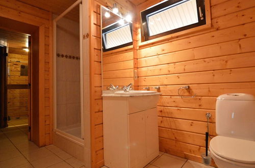 Foto 13 - A Wooden Chalet Located in a Quiet and Green Environment, for 5 People