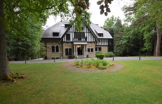 Foto 1 - Vintage Villa with Hot Tub & Infrared Sauna in Ardennes