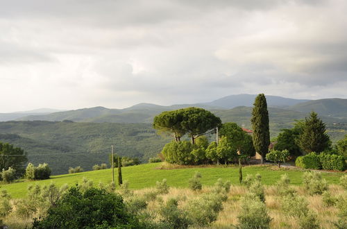 Photo 17 - Rustic Tuscan Apartment