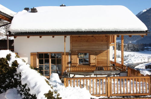 Photo 27 - Quiet Chalet With Pool in Wald im Pinzgau