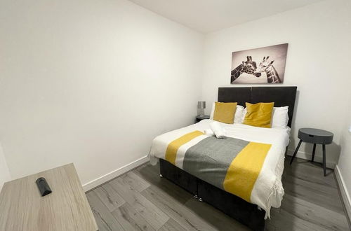 Photo 7 - The Central Suite Sasco Apartments