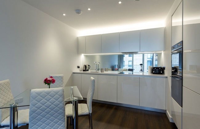Blissful one bed Near the River - Foto 13