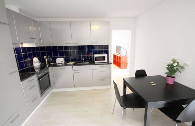 ZH Bordeaux - Letzigrund Hitrental Apartment - Foto 5