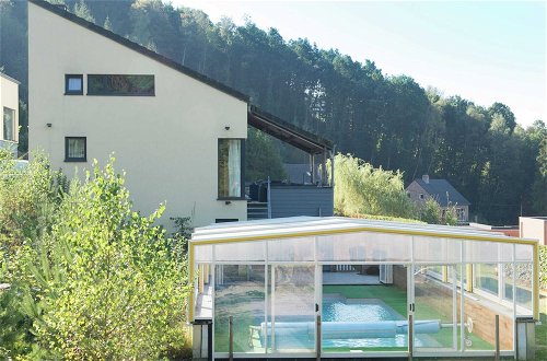Foto 31 - Luxury Villa in Stavelot with Hot Tub
