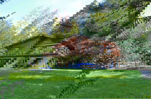 Foto 1 - Beautiful Wooden Chalet With Large Garden