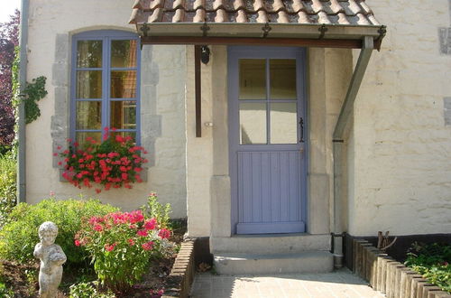 Photo 20 - Quaint Holiday Home in Chimay With Garden