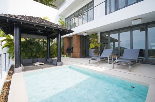 Foto 21 - 3-Bedroom Seaview Villa at Surin Beach