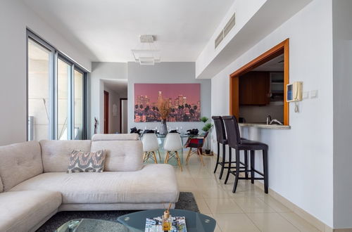 Photo 8 - Splendid 2BR Apartment in Downtown Dubai