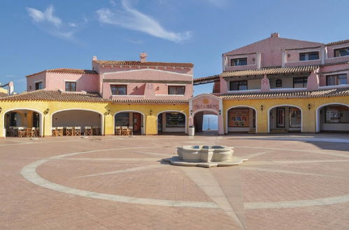 Photo 12 - Eduard Villa in Residence in Sardinia With Pool