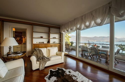 Foto 22 - Sana Luxury Apartment in Stresa With Lake View